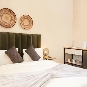 wish-u-were-here-cape-town-hotel.hotels-capetown.com/